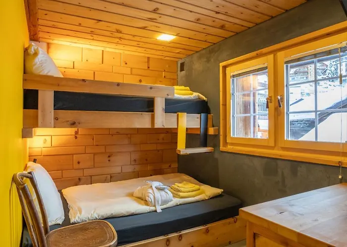 施图吧小屋酒店 *